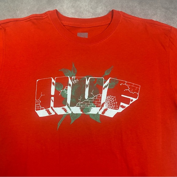 HUF Worldwide Floral Spell Out Logo Short Sleeve Red Graphic T-Shirt Size Medium - Picture 2 of 7